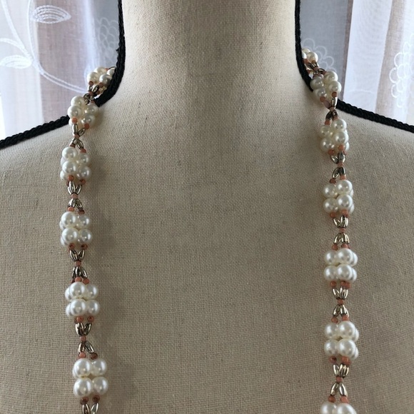 Costume jewelry necklace pearl  silver pink/white - Picture 4 of 5